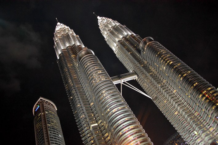 kuala lumpur petronas