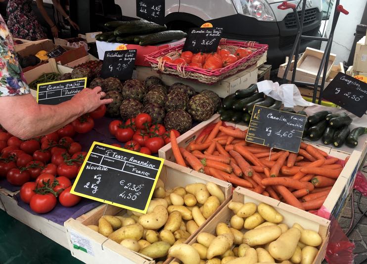 evian market