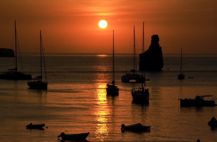 cala benirras sunset