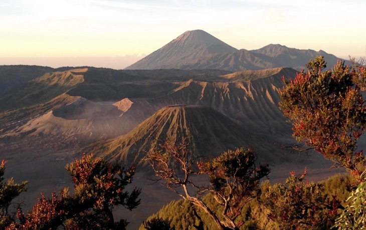 bromo semeru sunrise