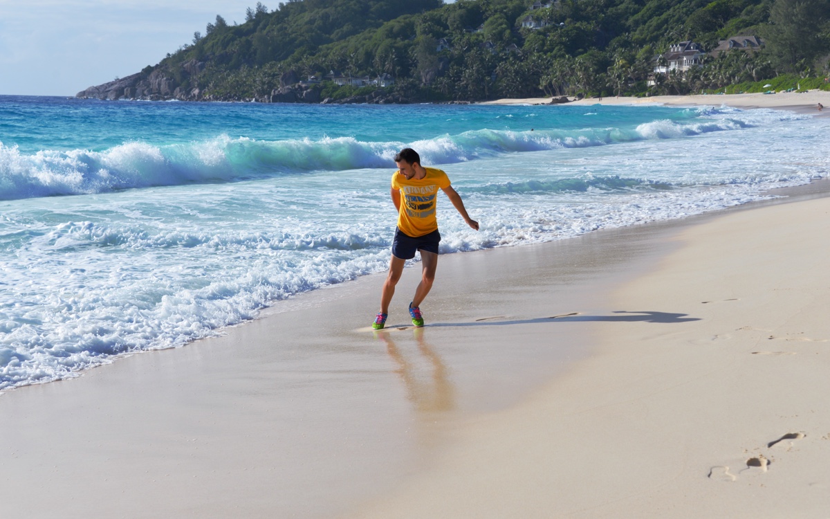 anse intendance mahe plage