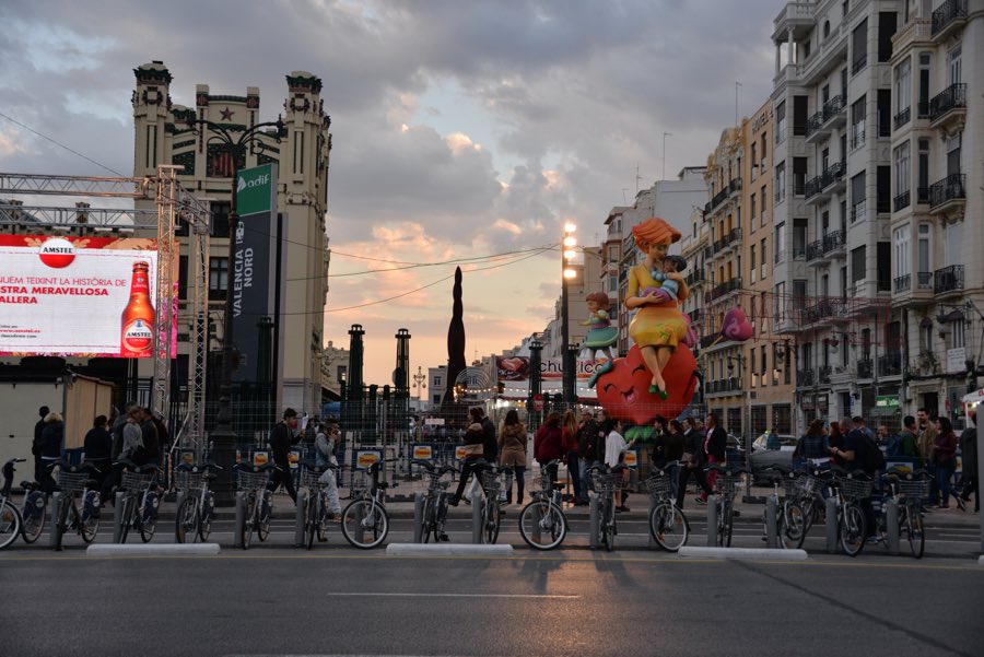 ninot las fallas 2017 estación