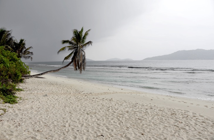 seychelles rainy season
