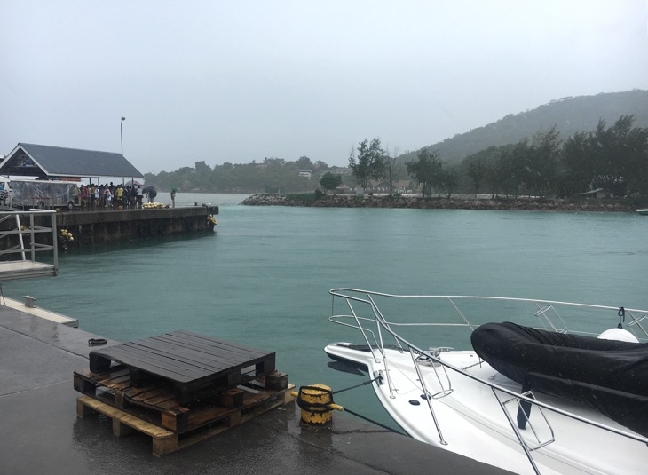 boat to la digue