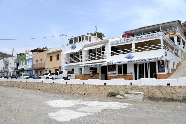 beach restaurants valencia