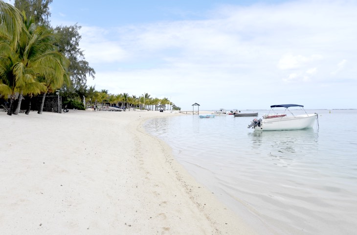 best beach mauritius