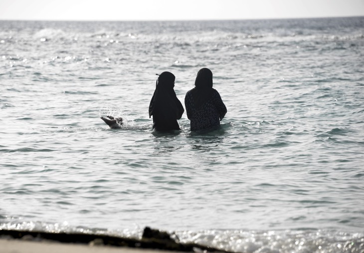 public beach fodhdhoo