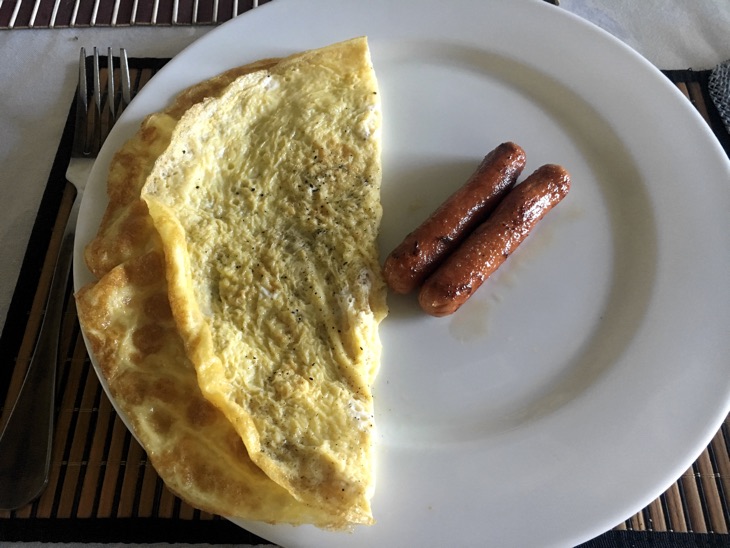 hotel breakfast sri lanka