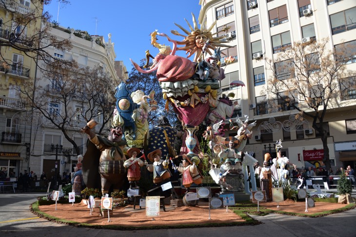 statues fallas valencia