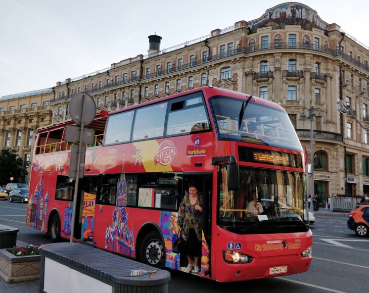 hop on hop off bus moscow