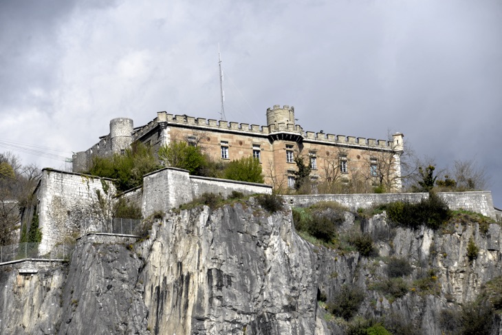 castle grenoble