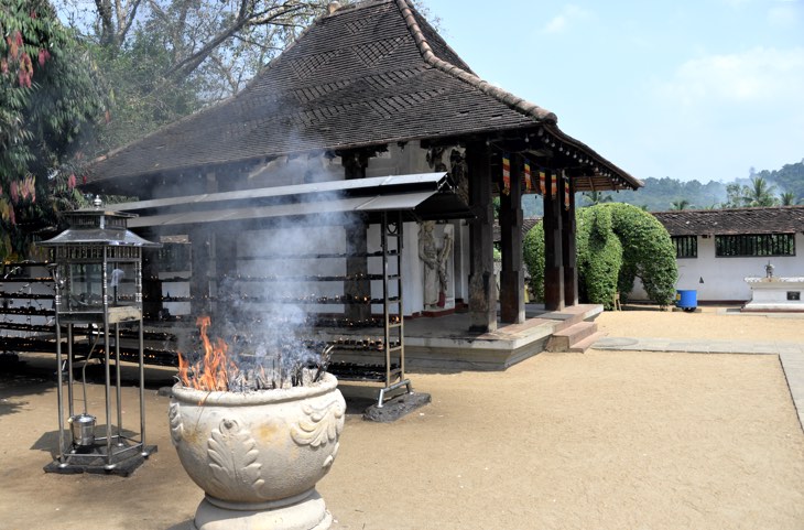 altar temple sri lanka